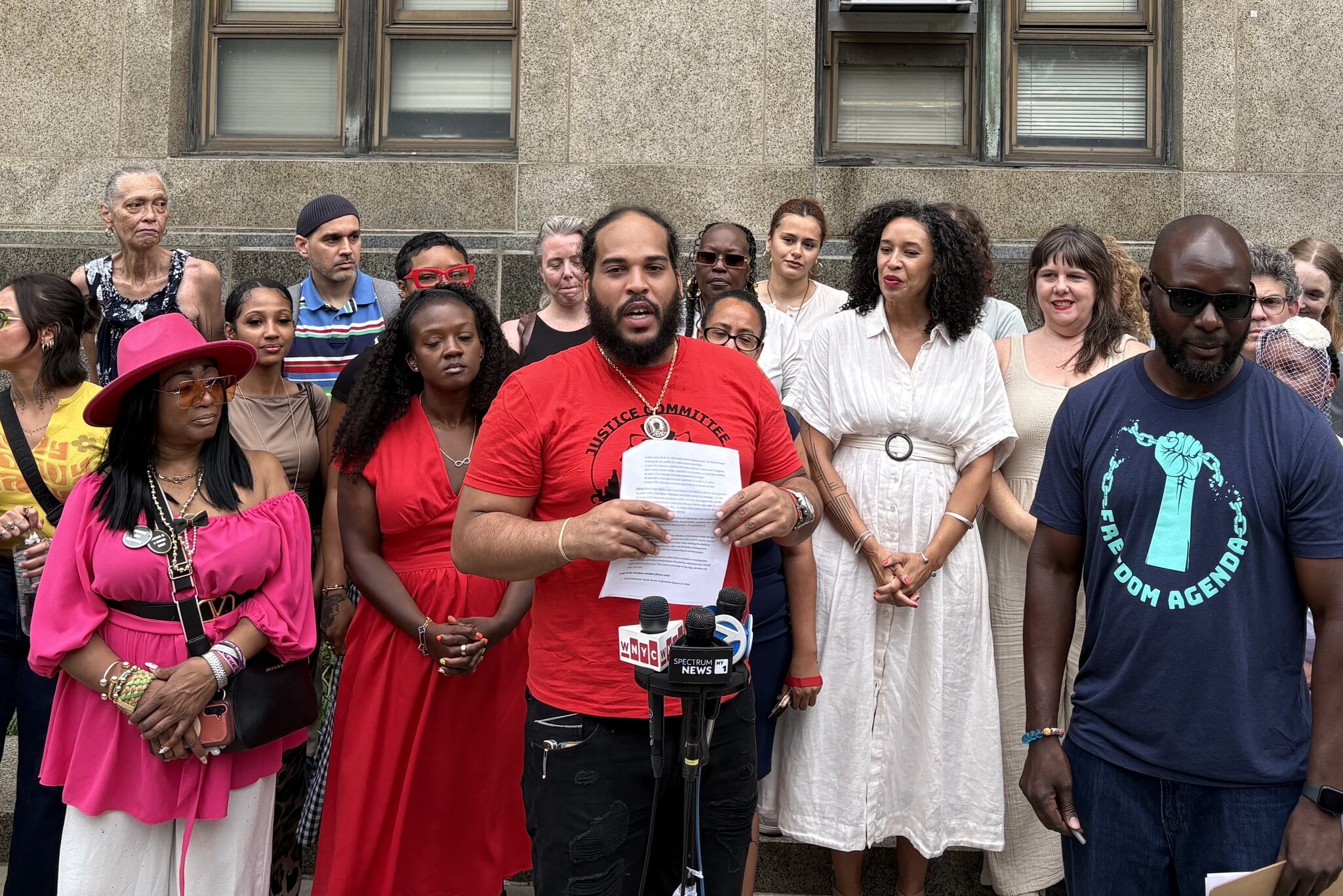 Advocates say Mayor Mamdani's NYPD isn't curbing broken-windows policing