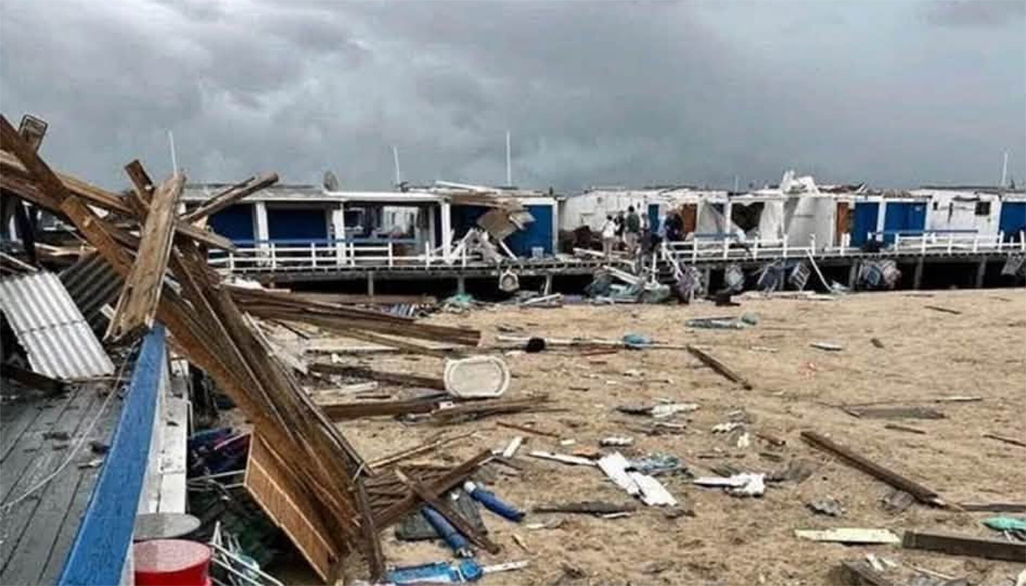 At least one tornado hits NY, damaging Long Island surf clubs