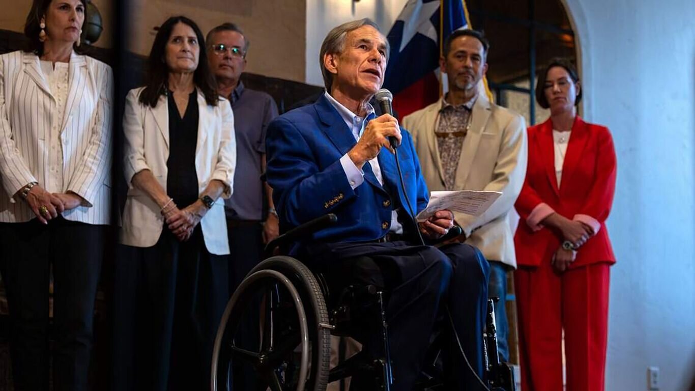 Texas welcomed the AI boom. Now Abbott says data centers "dug their own grave