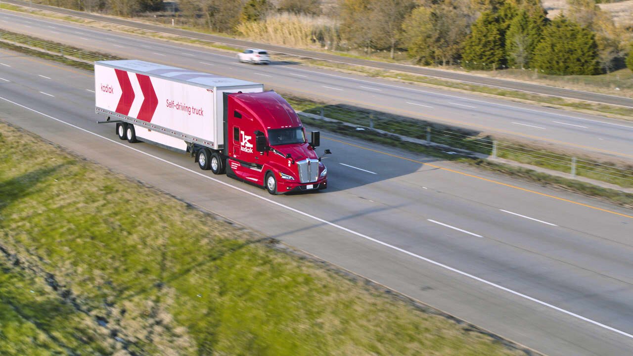 This driverless-truck company could be a ‘long-term winner’ in a market Tesla plans to enter soon
