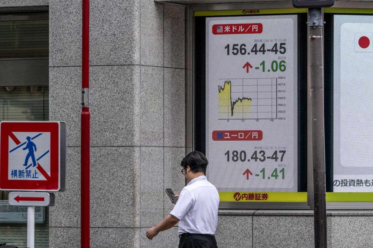 Joint U.S.-Japanese intervention boosts the yen