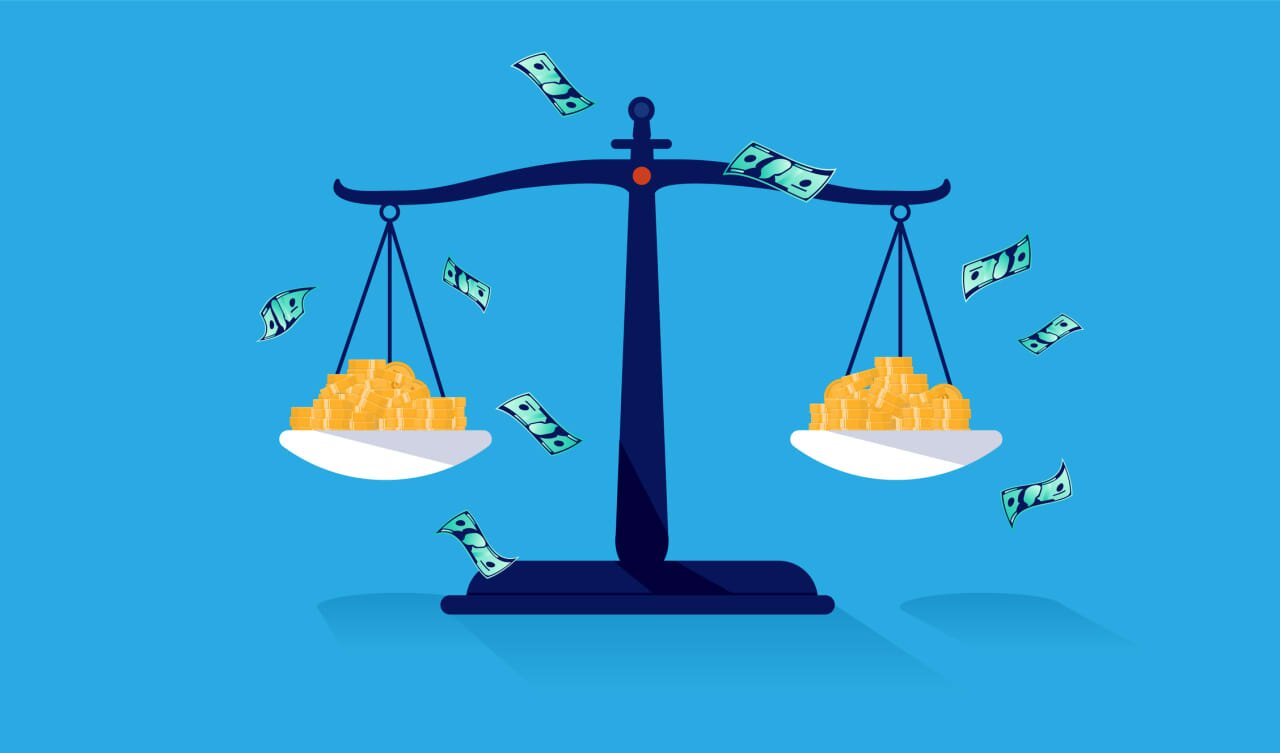 Should I use my financial institution’s free advisers or hire someone independent?