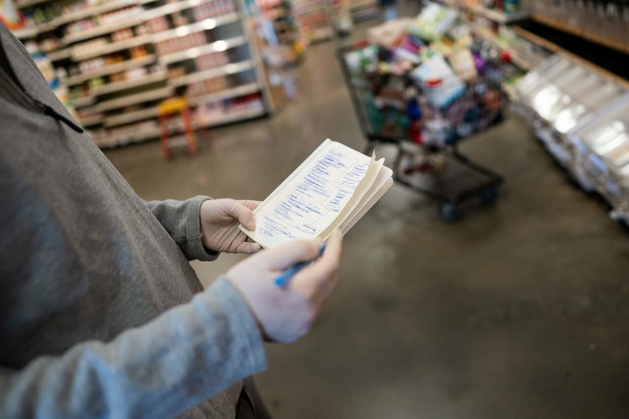 U.S. inflation rises again and stays well above the Fed’s target. A rate hike could be in play.