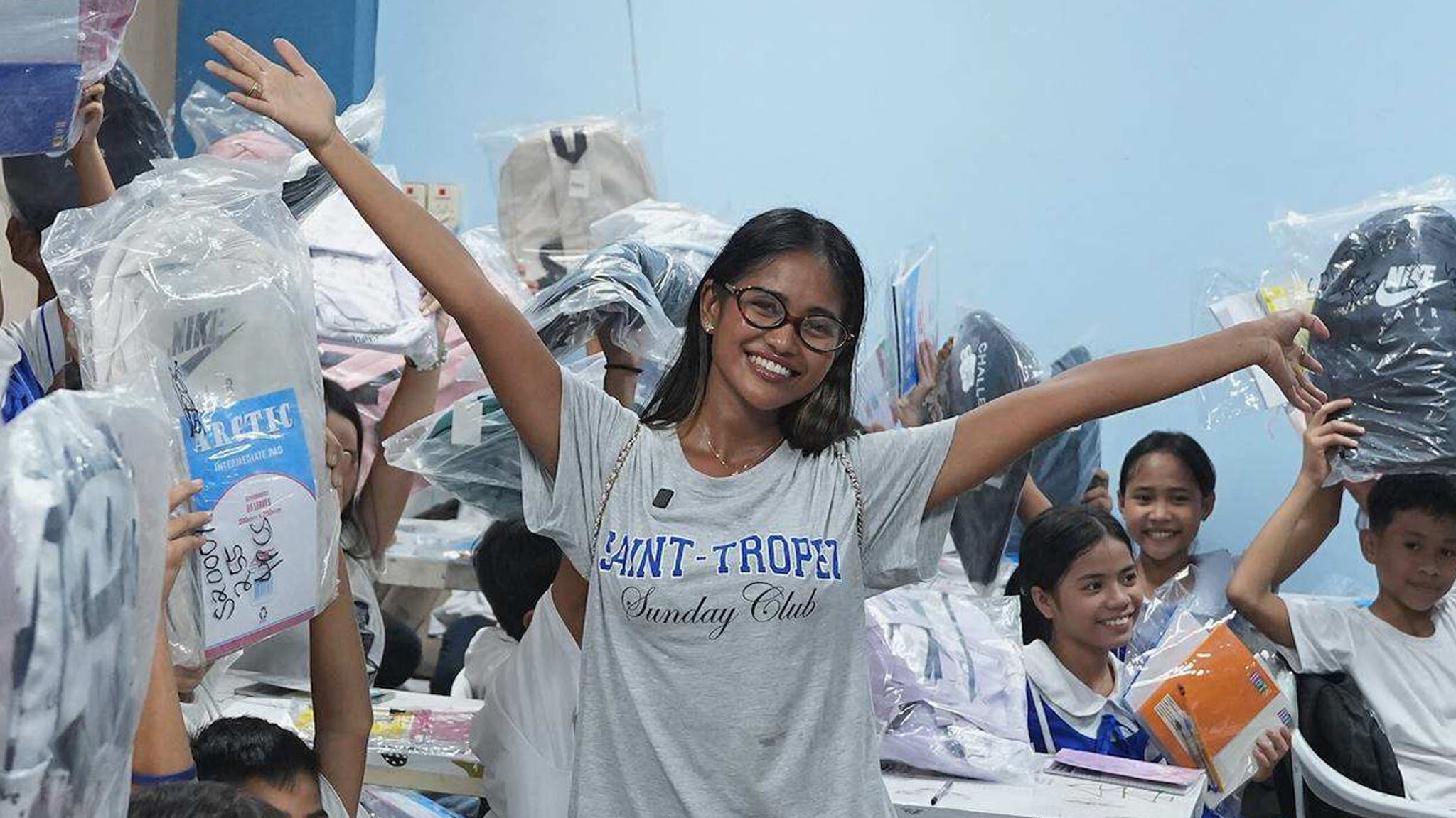 OnlyFans Model Maeurn Using Profits to Build School in the Philippines