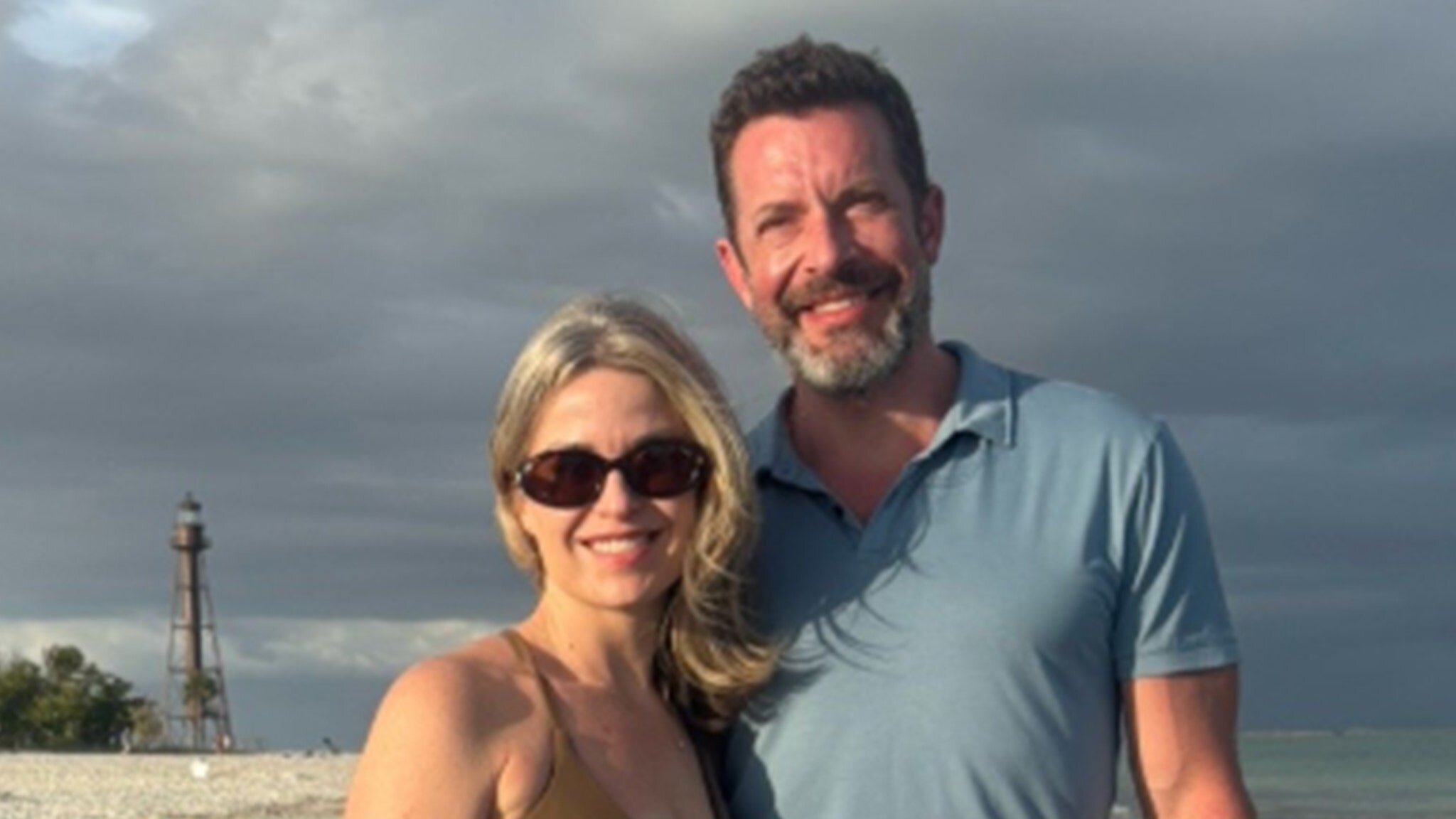 Michigan Murder-Suicide: Wife Wrote on Reddit Husband's Affair Would 'Trigger' Her for Life