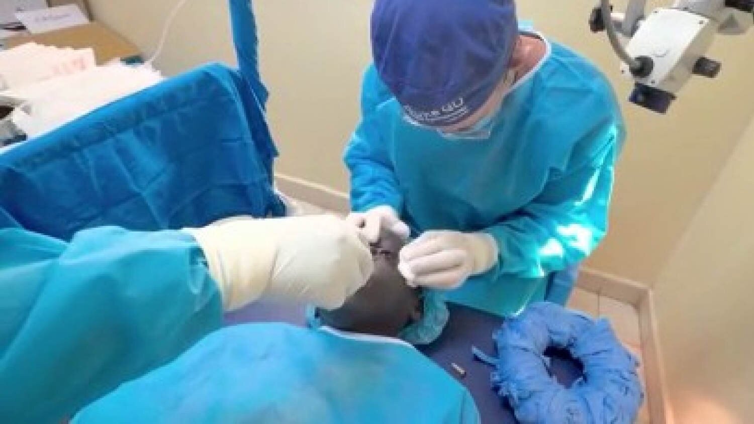 American surgeon restores sight to thousands at war-torn border of South Sudan
