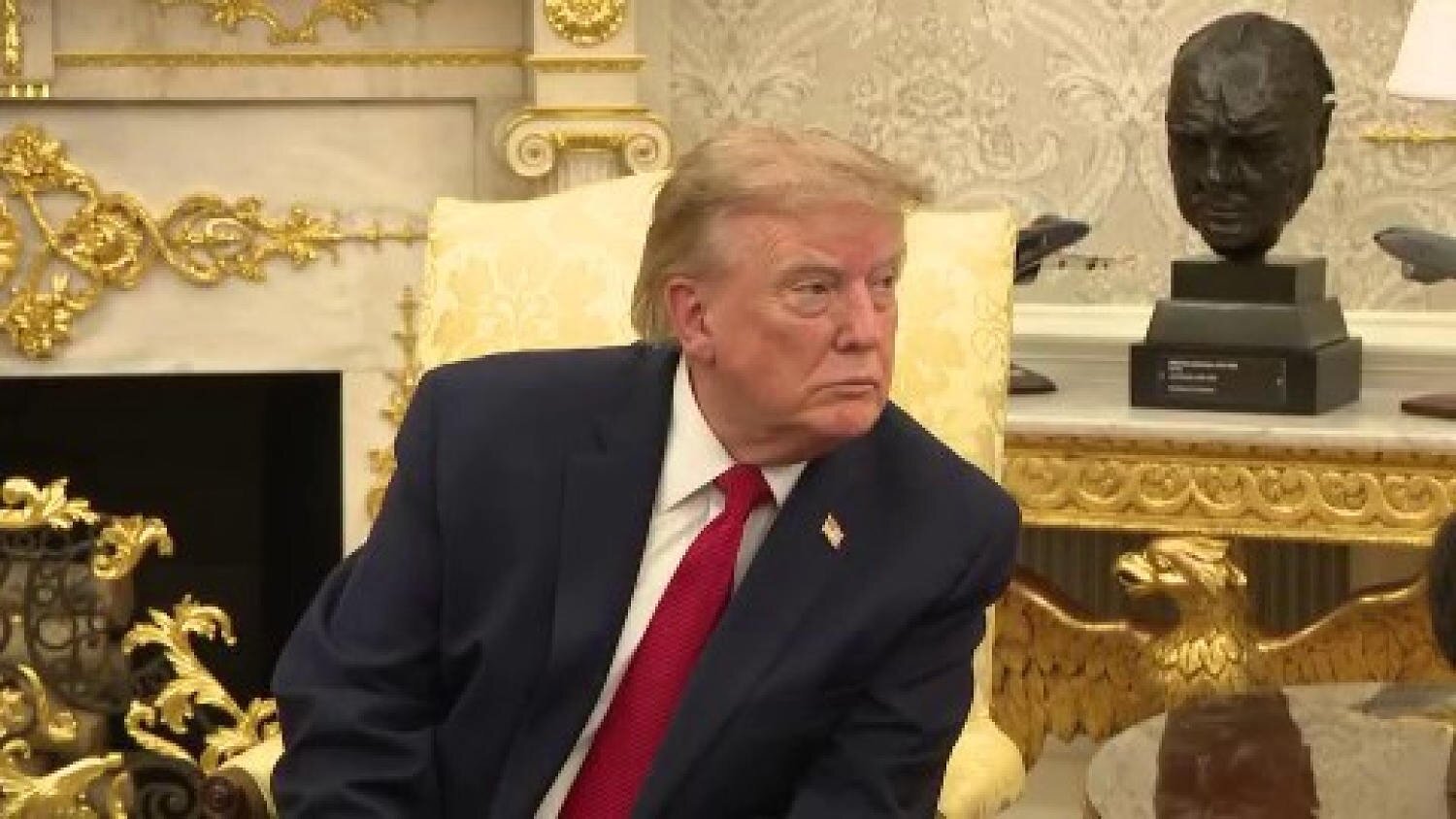 Trump threatens to bomb Oman if it interferes with Strait of Hormuz deal