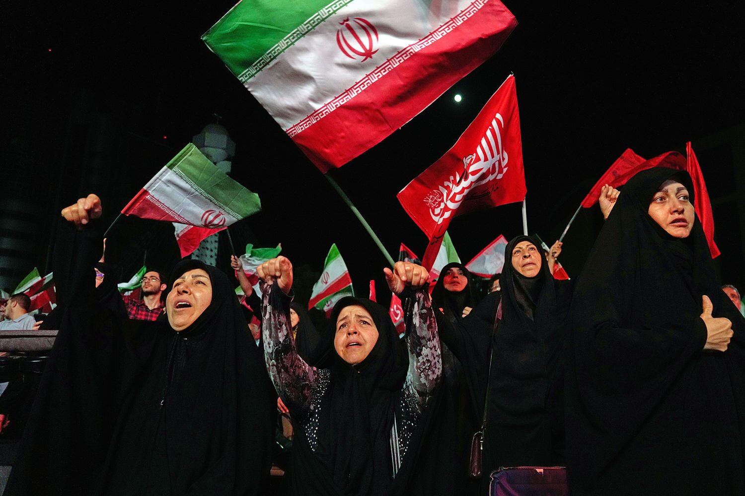 U.S. strikes Iran after Trump reportedly issues menacing new threat