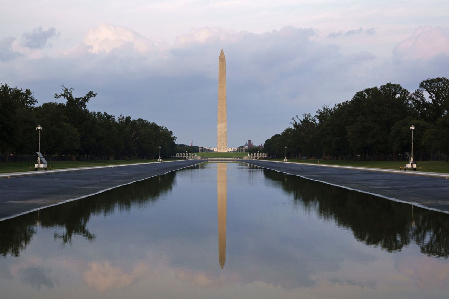 Trump admin was warned about peeling Reflecting Pool before it brought vandalism case