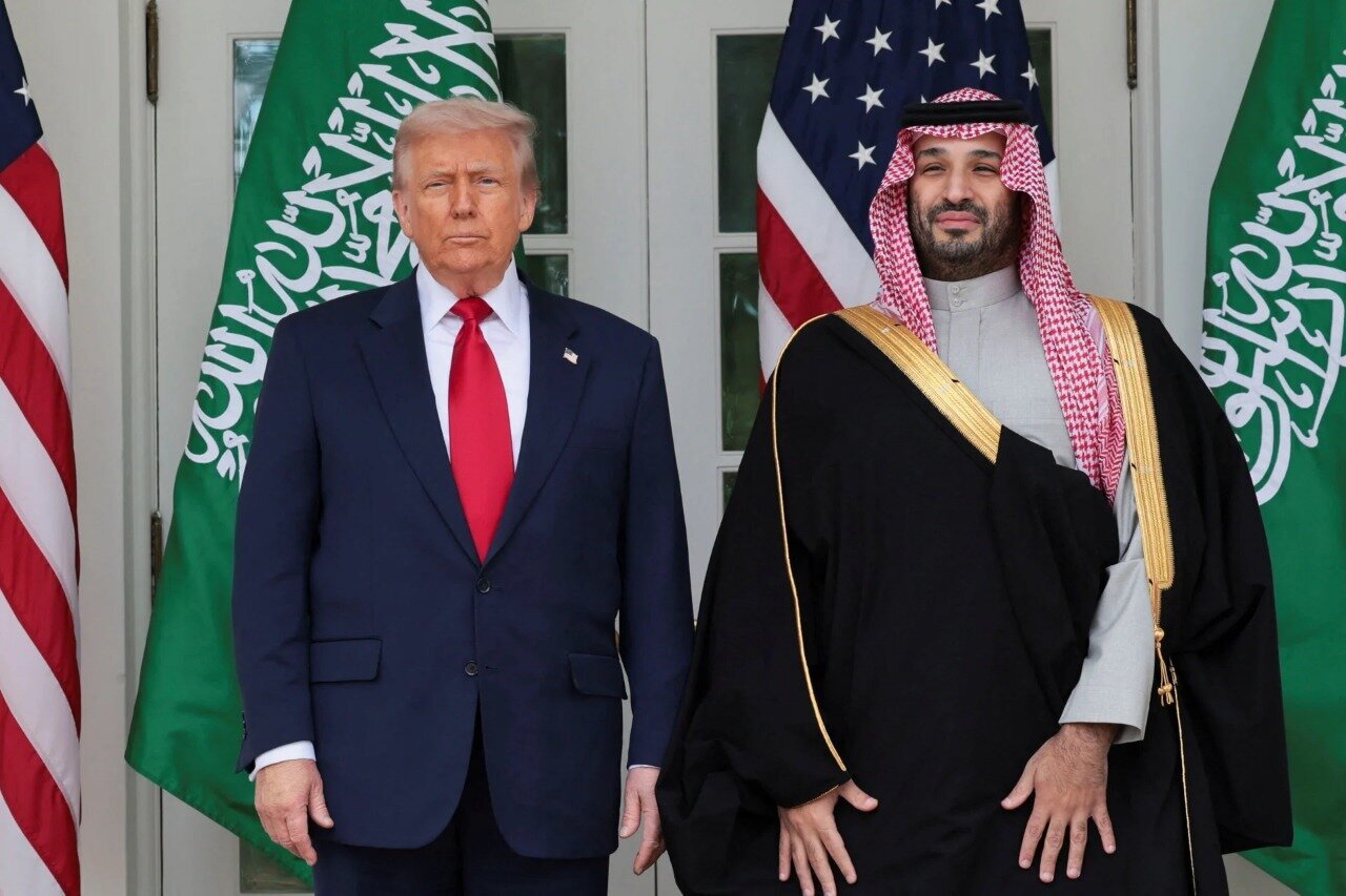 The political theology of vassalage: Nuclear fictions in the Persian Gulf