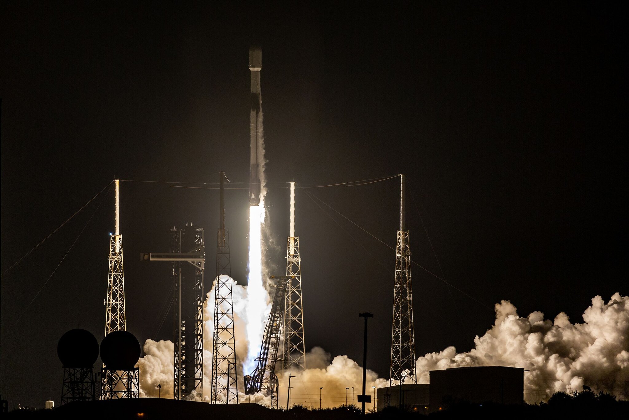 SpaceX’s Falcon 9 Rocket Is About to Crash Into the Moon—and It Could Be Visible From Earth