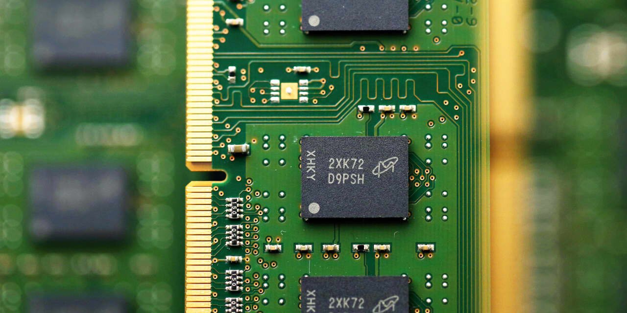 Why Micron Stock Is Being Outpaced by Memory Chip Rival SK Hynix