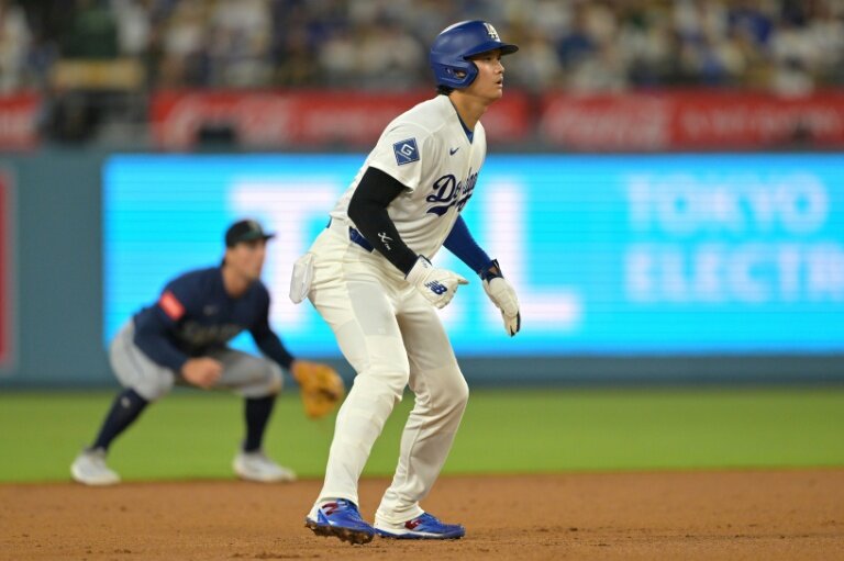 Ohtani out of Dodgers lineup with nagging knee trouble