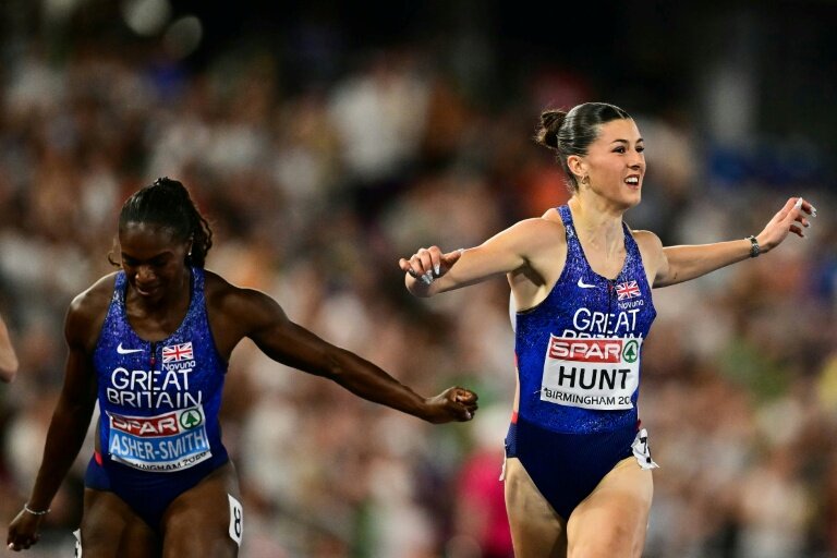 Hunt bags Euro sprint double, Ceh keeps discus title