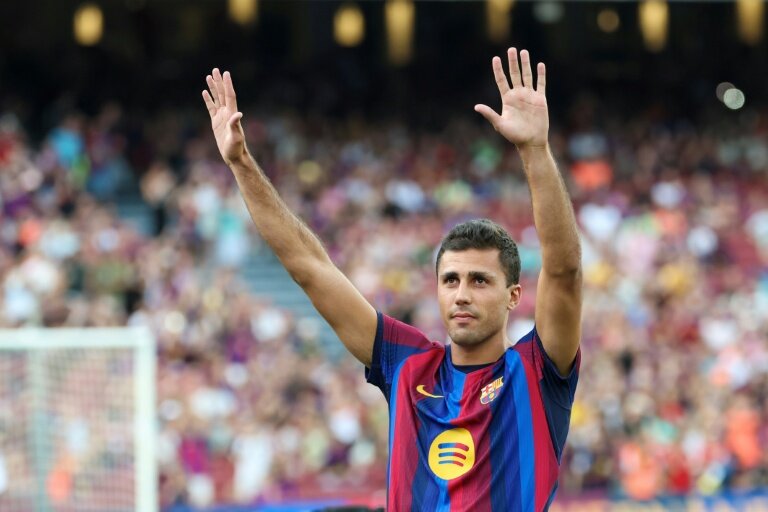 Maresca says Man City must fill Rodri void after Barca switch
