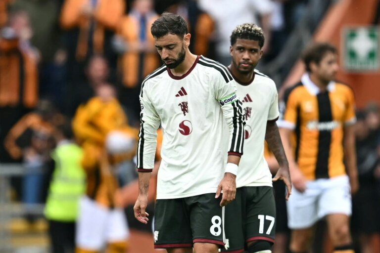 Carrick keeps calm despite Man Utd misery, Sage beaten in first game as Palace boss