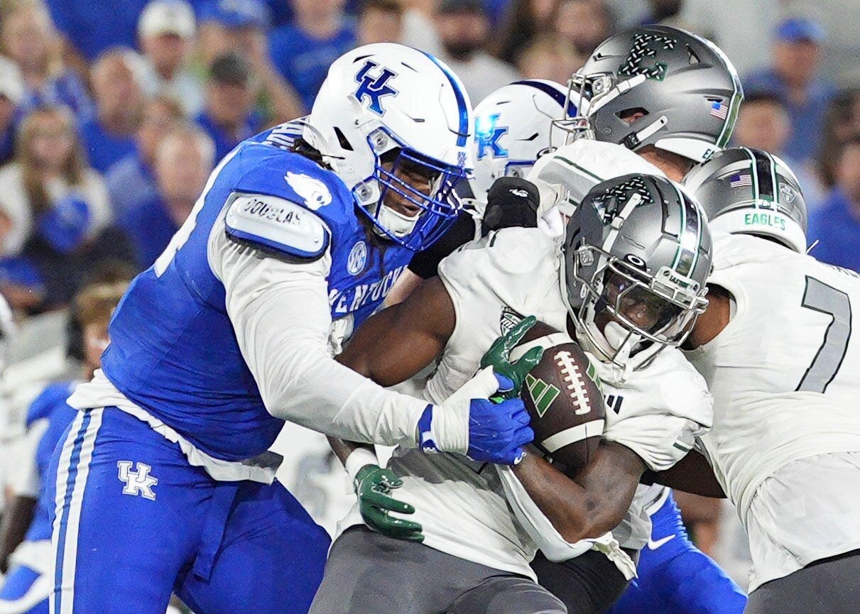 12 days, 12 opponents for the 12th Man: Previewing Kentucky