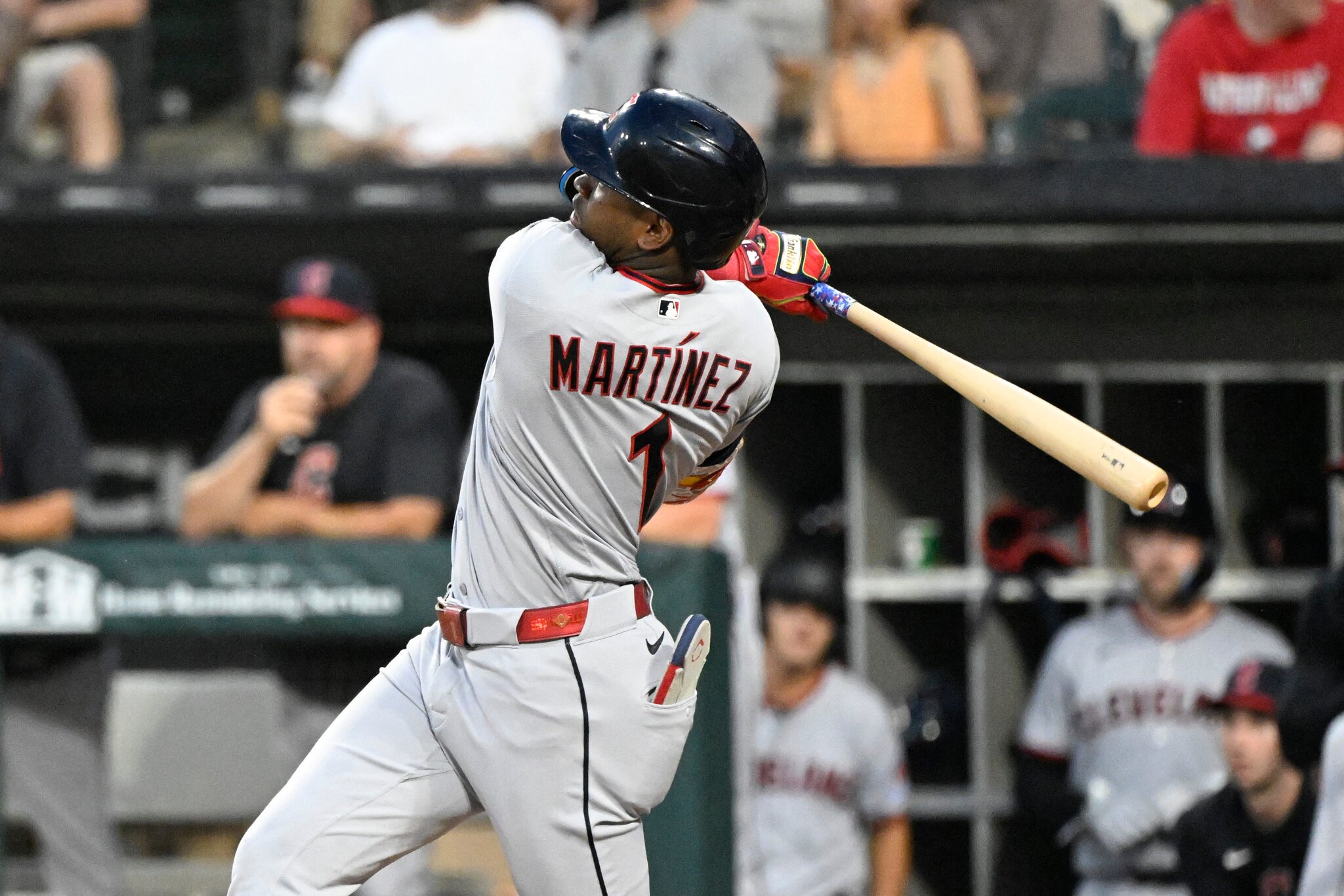Guardians score vs. White Sox. Angel Martinez powers Cleveland over Chicago