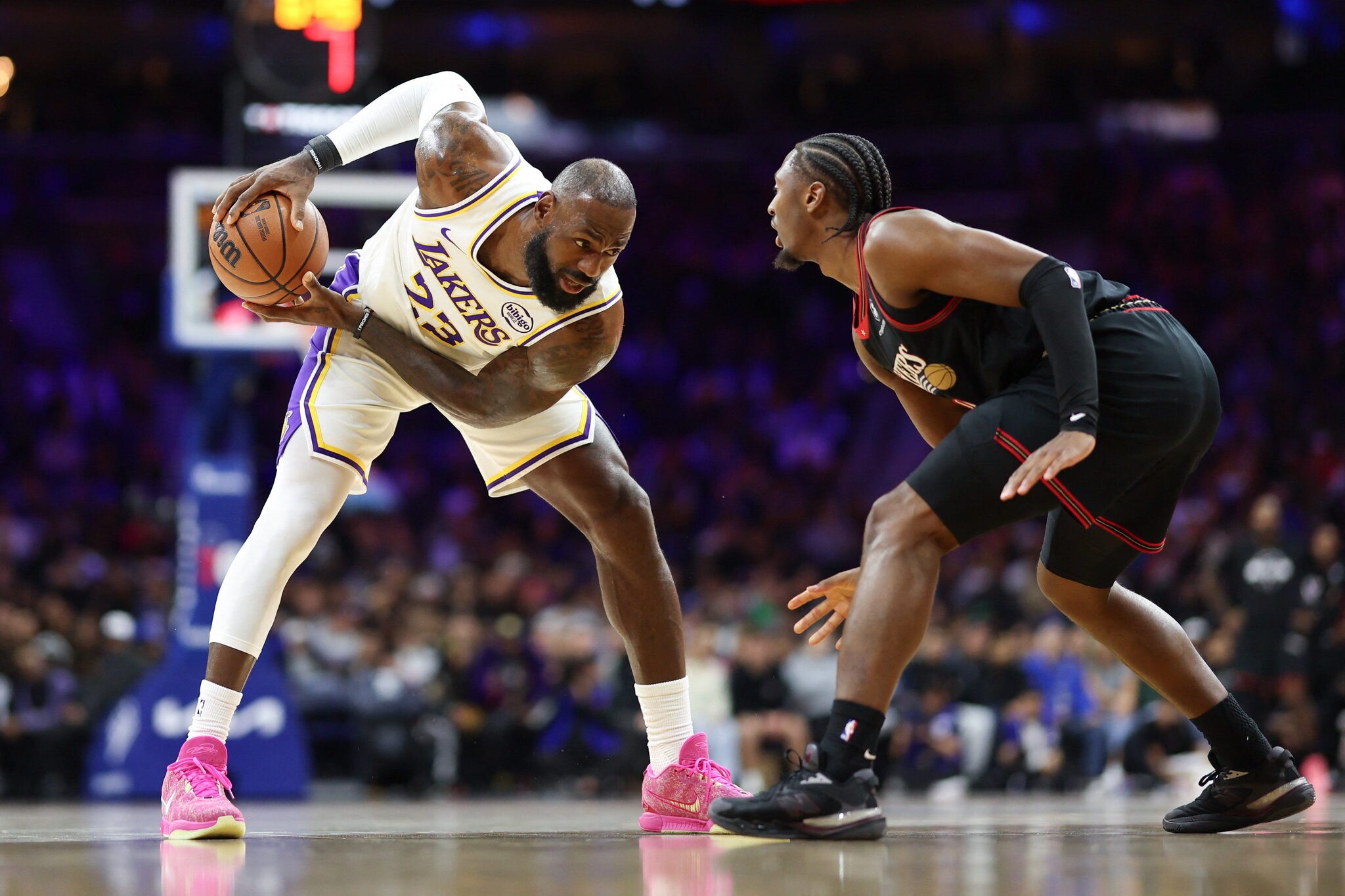 LeBron James' choice reveals how he views Cavs as contenders. Opinion