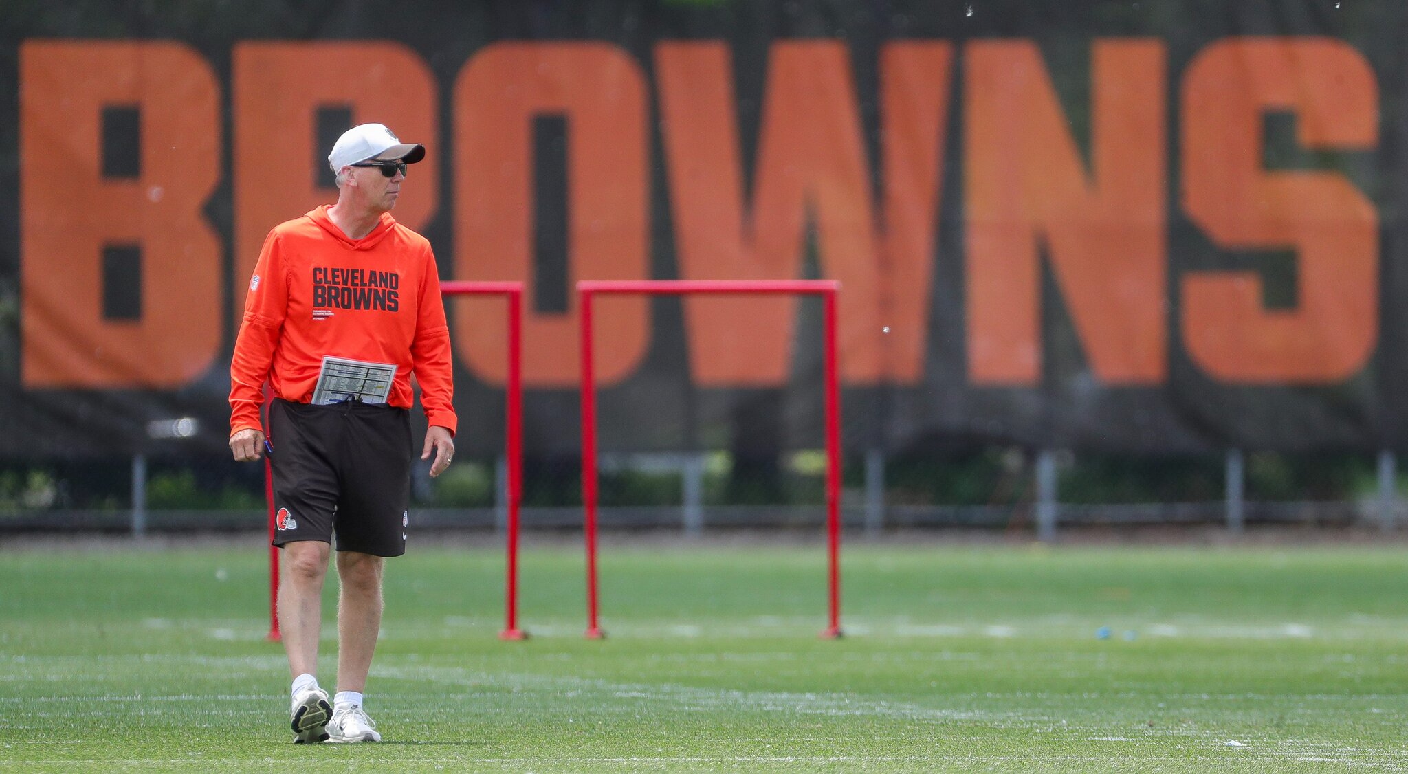 Todd Monken opens 1st Browns training camp 'unapologetically himself