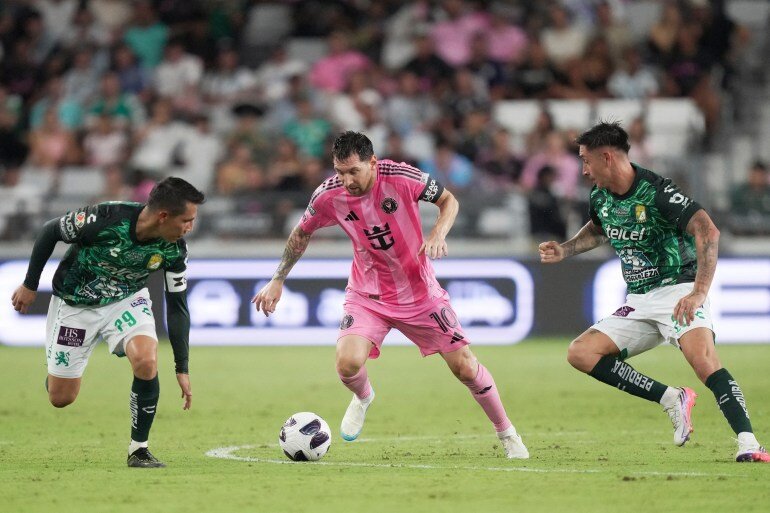 Messi plays in Inter Miami defeat by Leon only hours after retirement hint