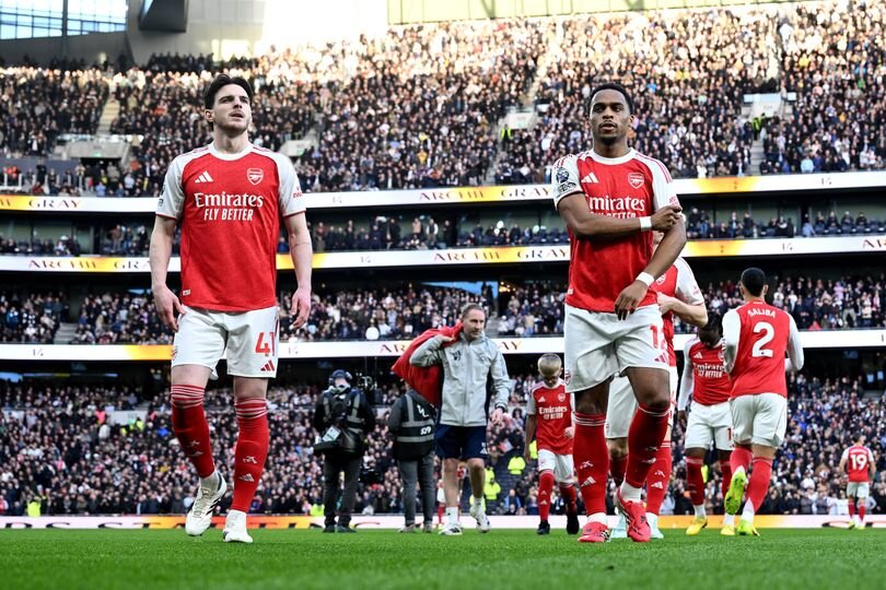 Declan Rice and Jurrien Timber react after Arsenal starlet suffers serious injury during debut