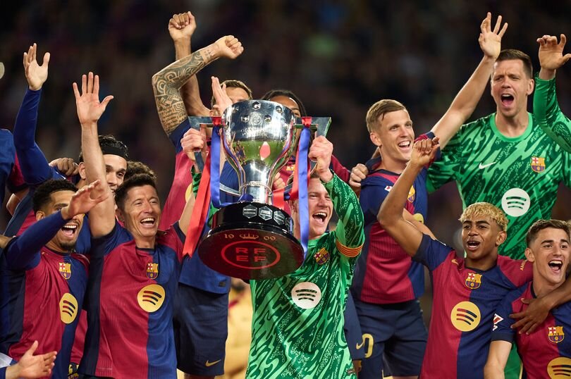Barcelona bid farewell to seven-time La Liga champion in season-long loan to Dutch giants