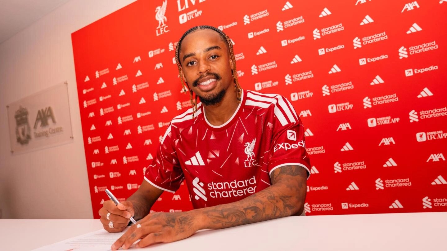 Liverpool Complete £106m Bradley Barcola Transfer From PSG