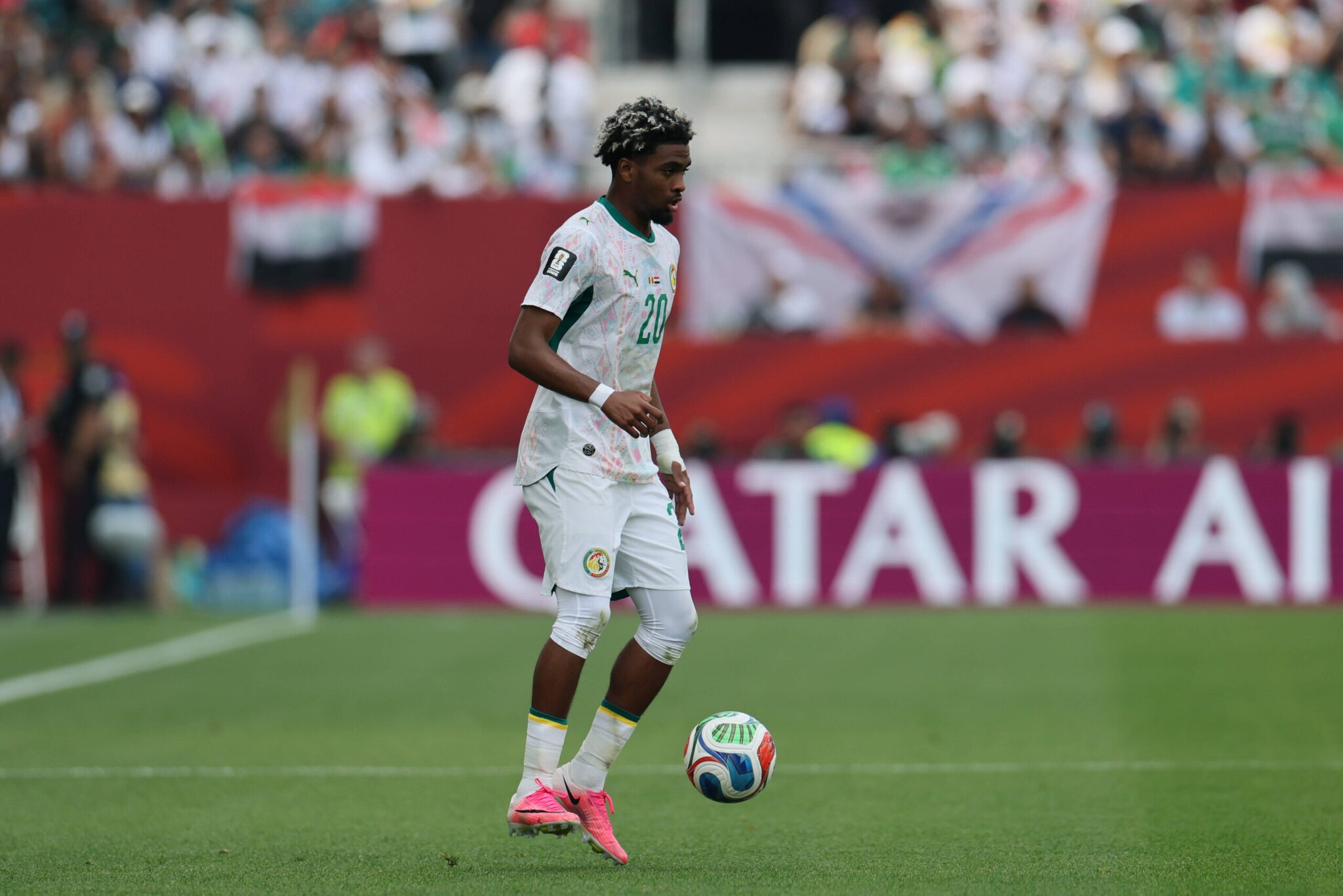 Journalist: Liverpool weighing alternatives as Barcola talks stall