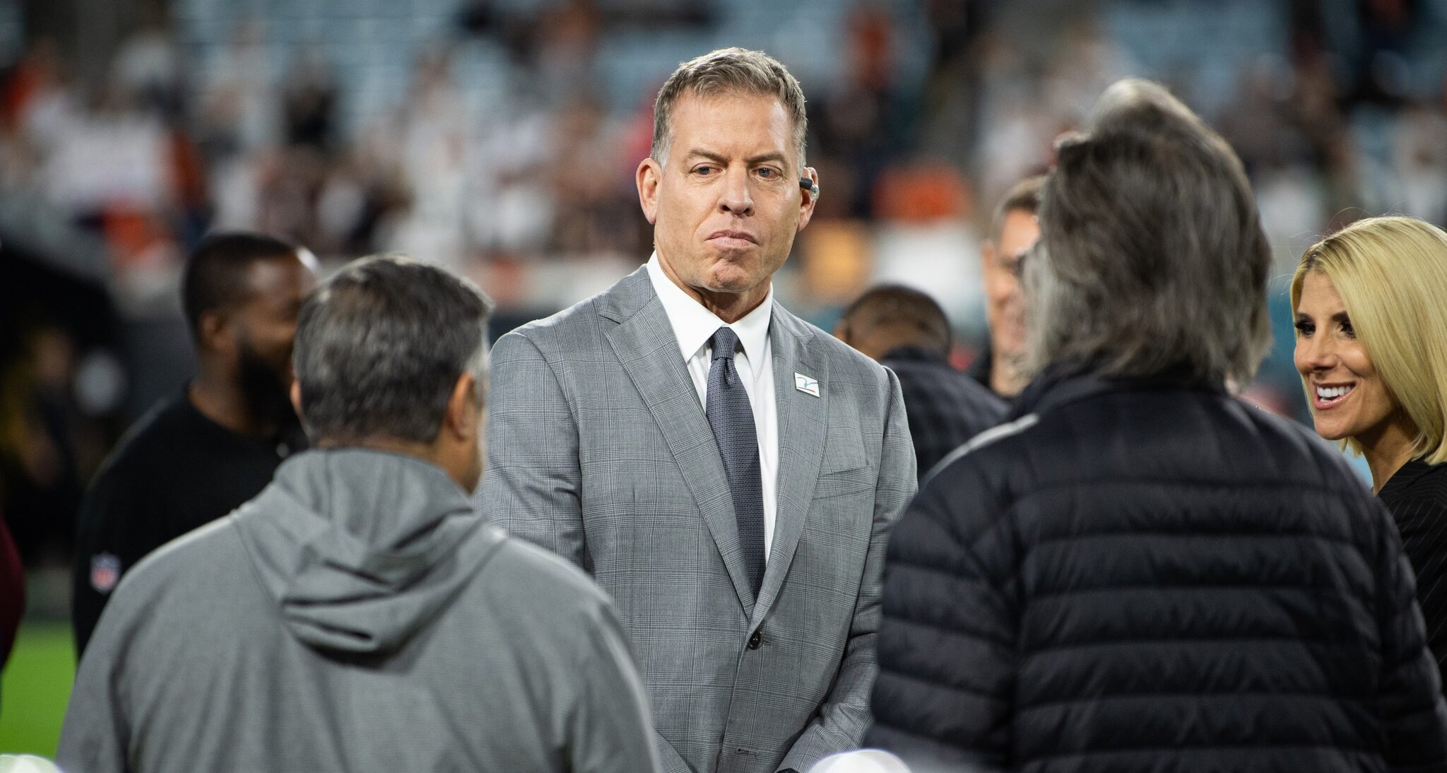 Troy Aikman: ‘I have no plans to leave ESPN’ as he enters contract year