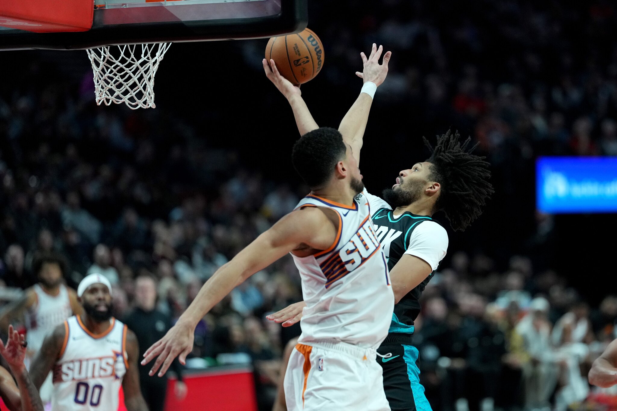 ESPN predicts Suns a play-in team again. Blazers suffer key injury