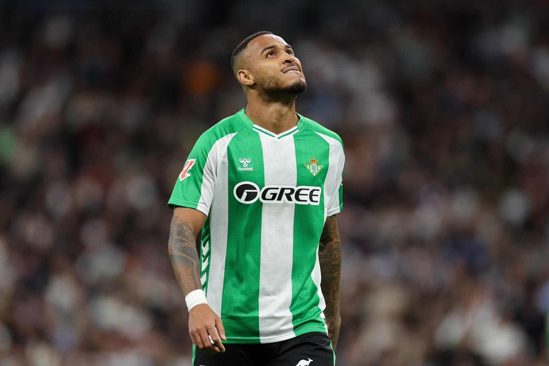La Liga defender back on Barcelona’s radar following Ronald Araujo exit