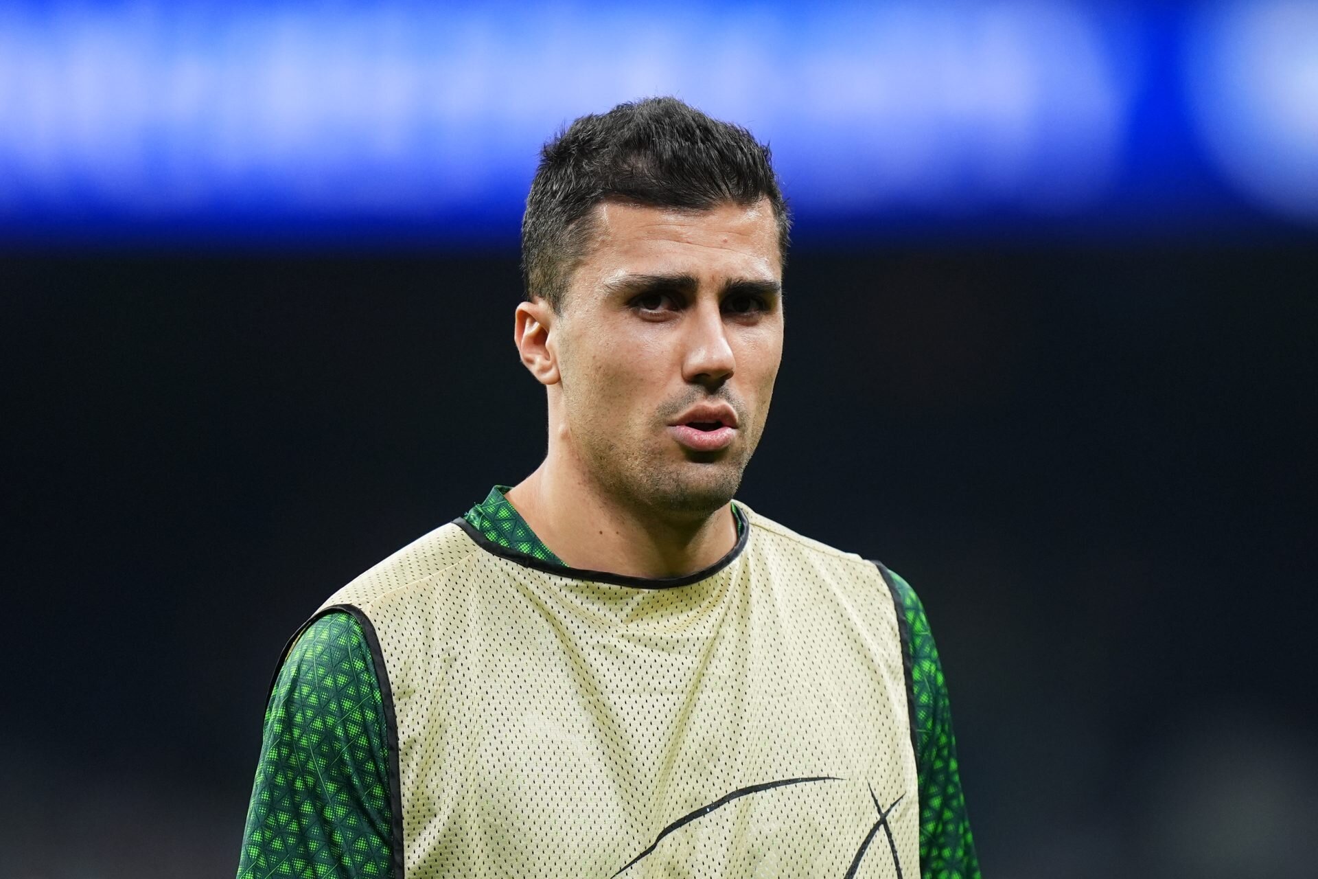 Manchester City delay Real Madrid deal for Spain captain as they wait for Barcelona