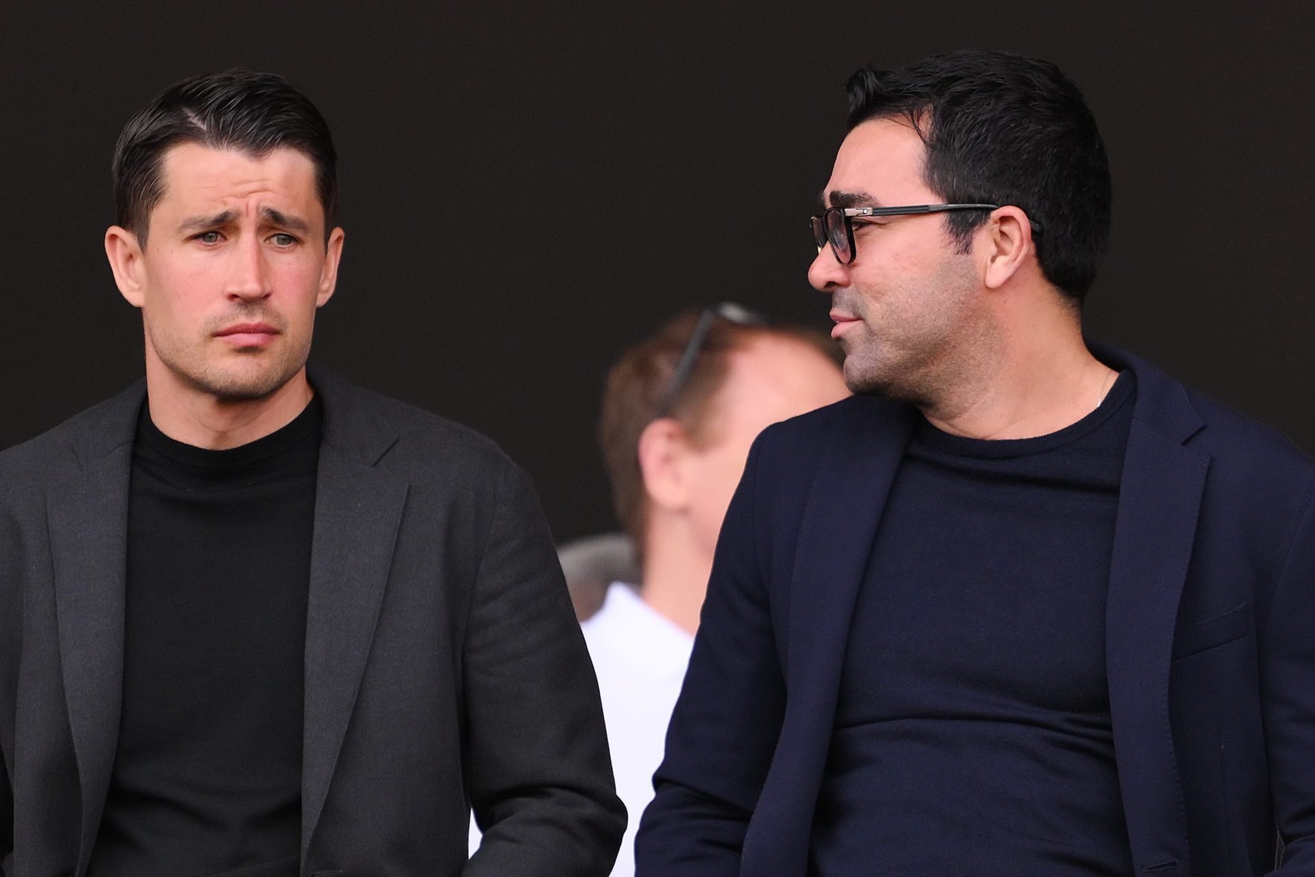 Barcelona in a race against time to finalise new striker