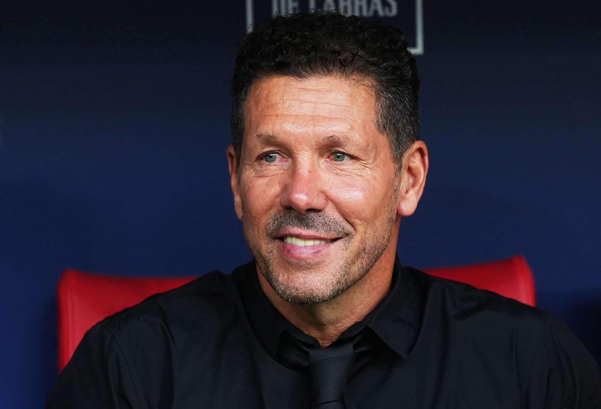 Simeone explains situation surrounding Barcelona priority target after hostile atmosphere: ‘Club decided to keep him away