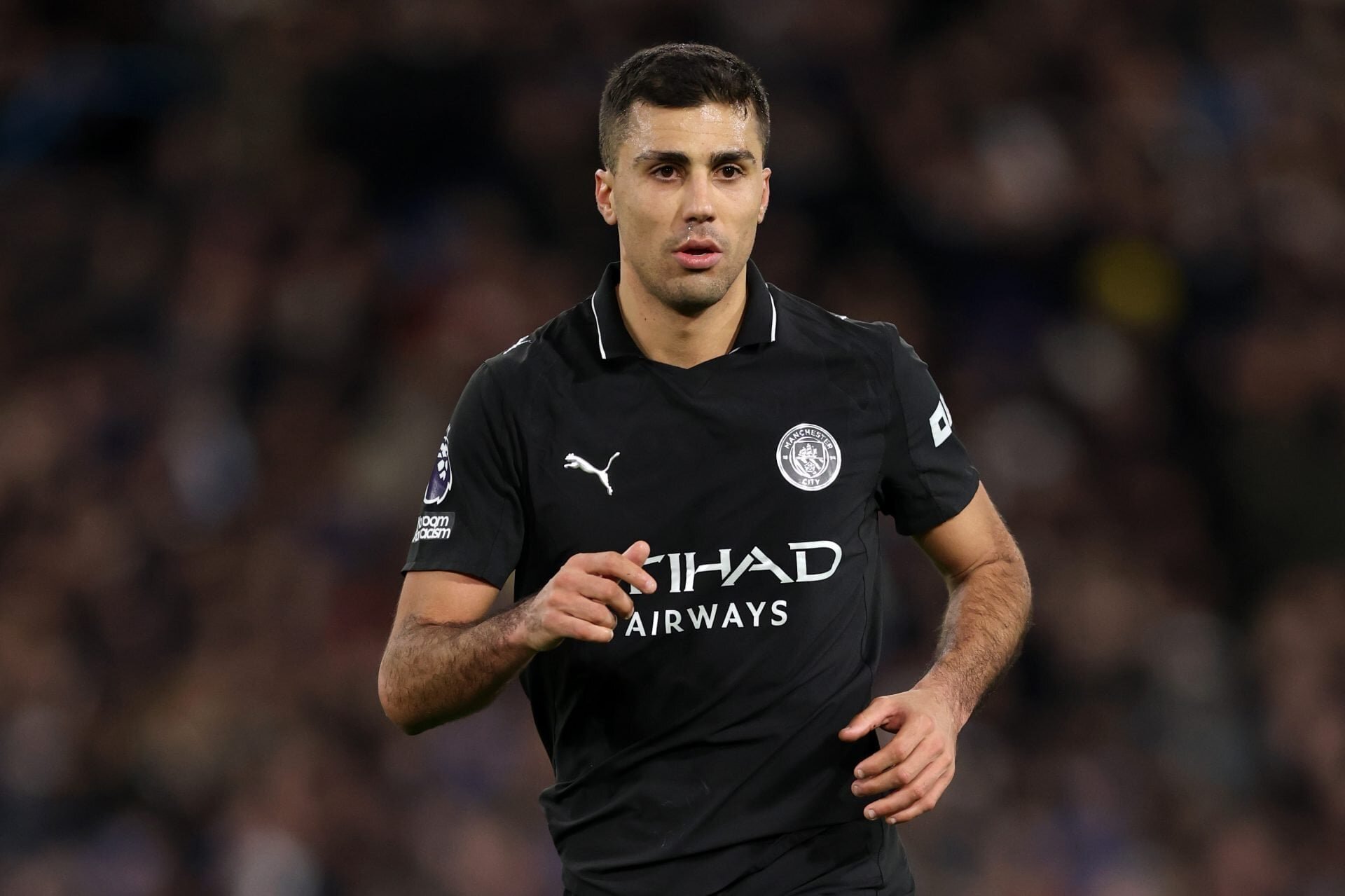 Barcelona looking to close the deal to Real Madrid target as soon as possible