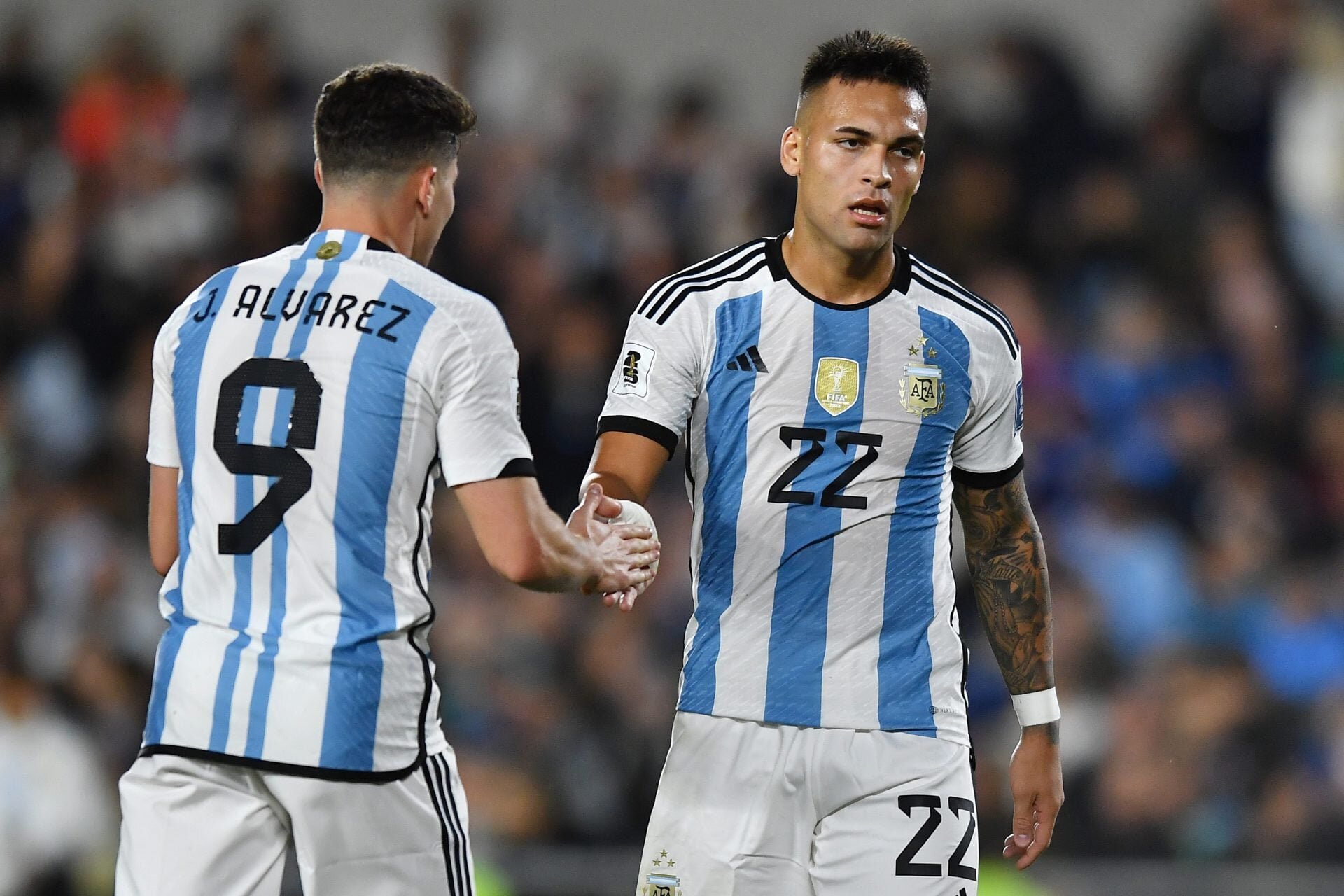 Barcelona identify Argentine international as a potential alternative for Julian Alvarez