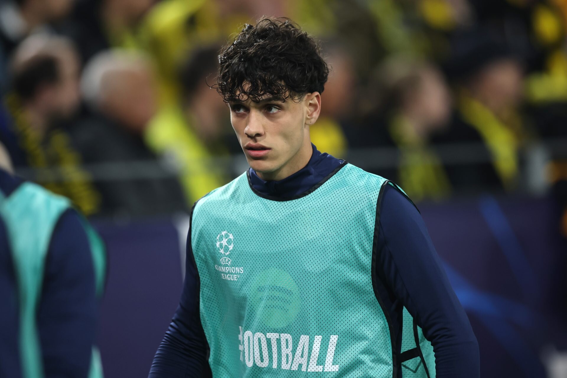 Real Sociedad pushing hard to sign exit-bound Barcelona defender with Borussia Dortmund also interested