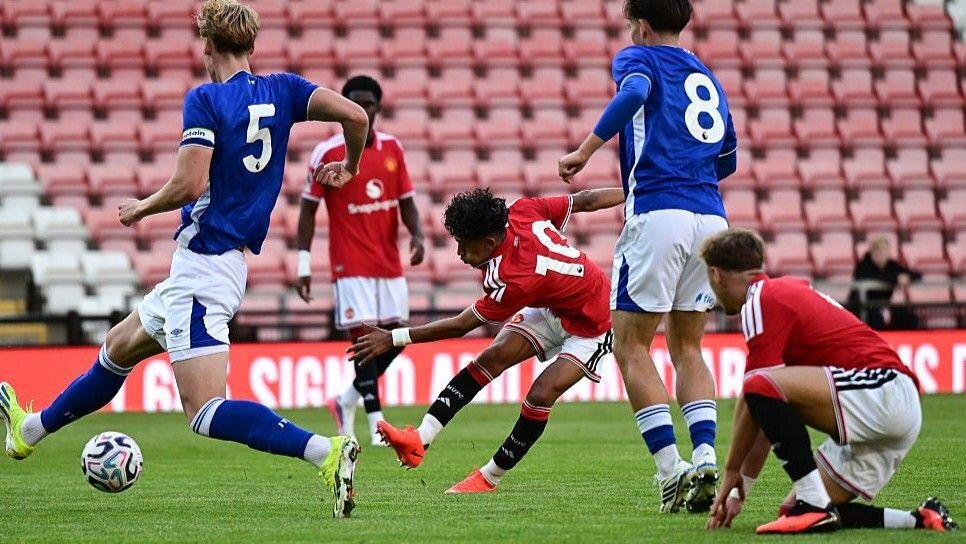 Gabriel, 15, on target on Man Utd PL2 bow