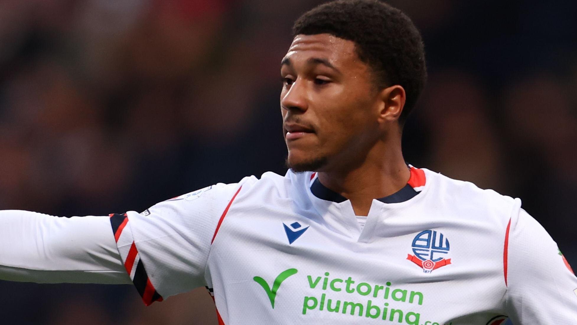 Sheff Wed sign Burstow and Maynard-Brewer
