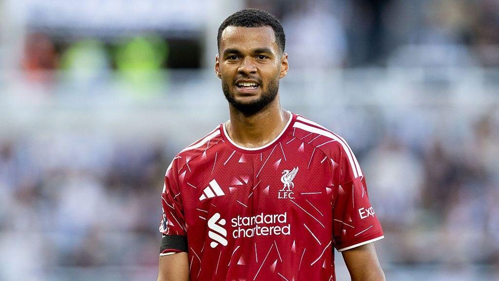 Reds 'taking massive risk' if they allow Gakpo to leave