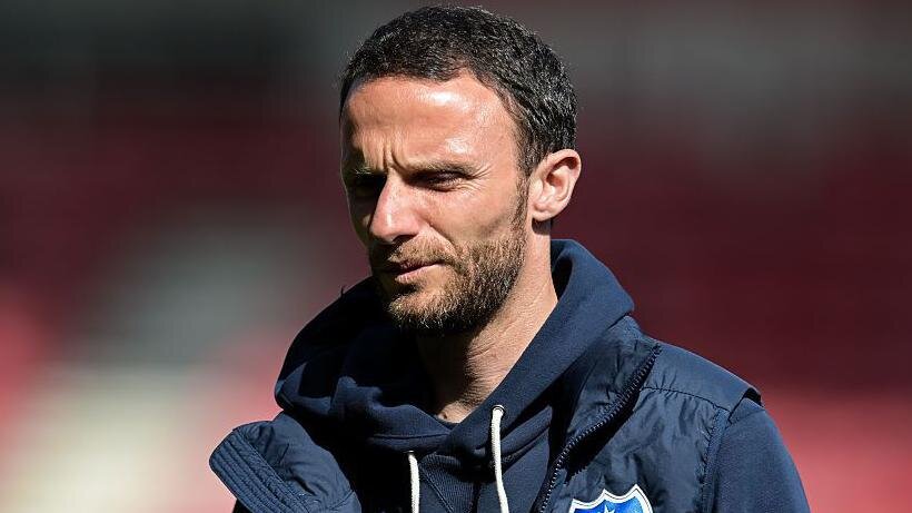 Pompey defender Williams joins Blackpool on loan