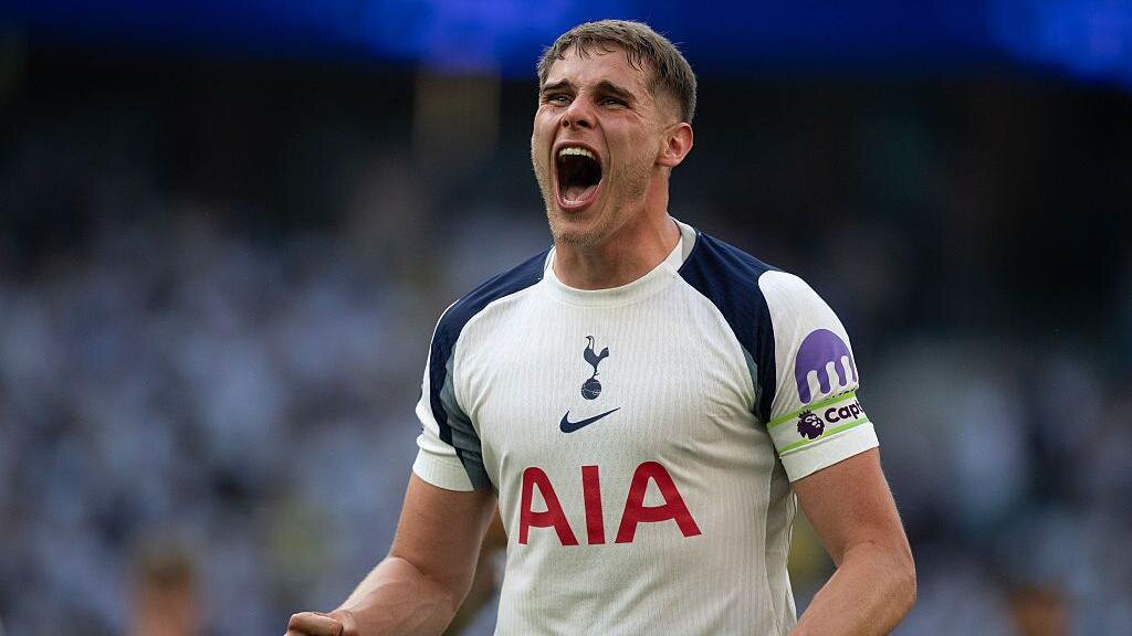 Record Spurs spend shows new ambition