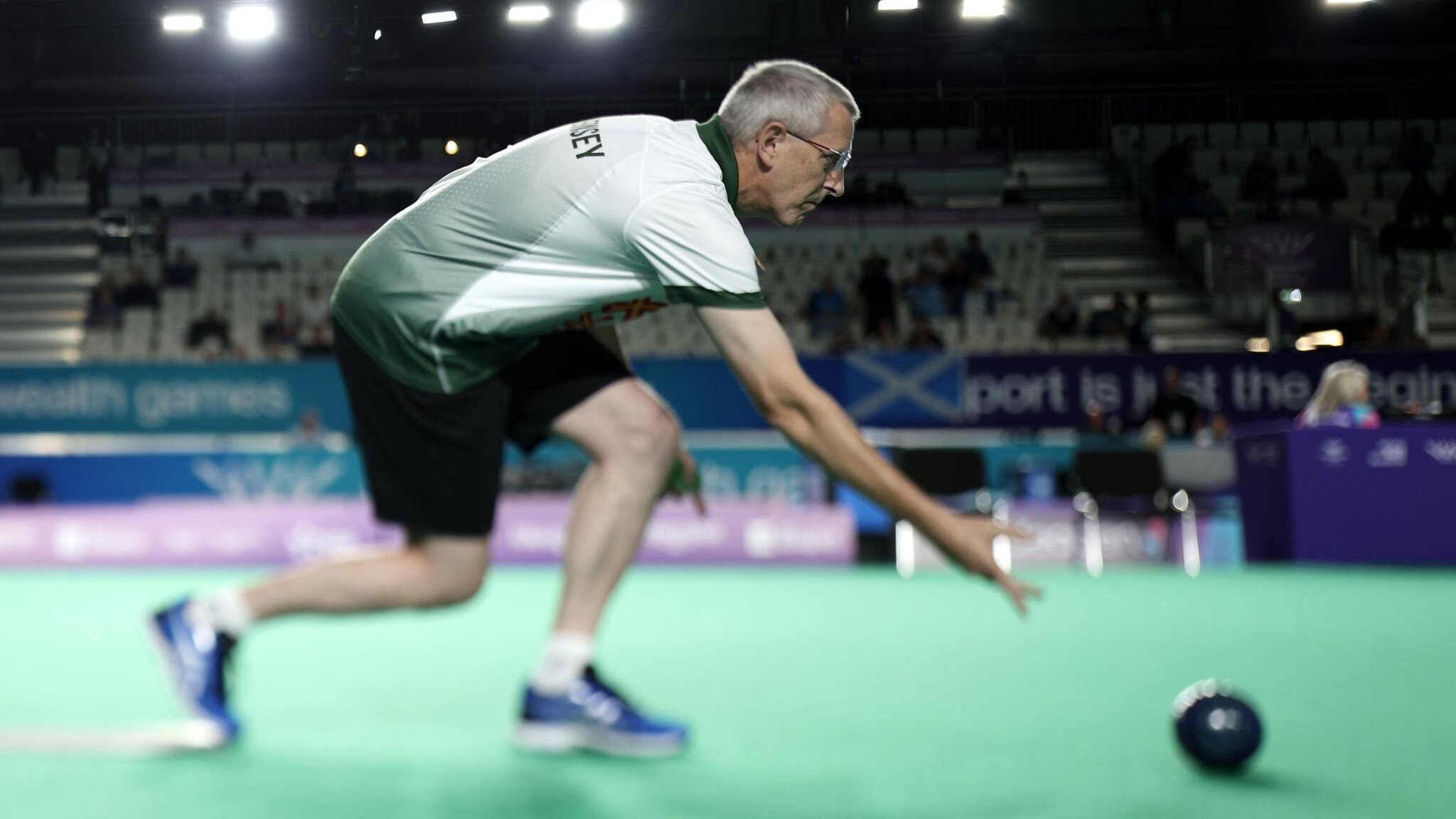 Guernsey bowls pair beat Malta to keep medal hopes alive