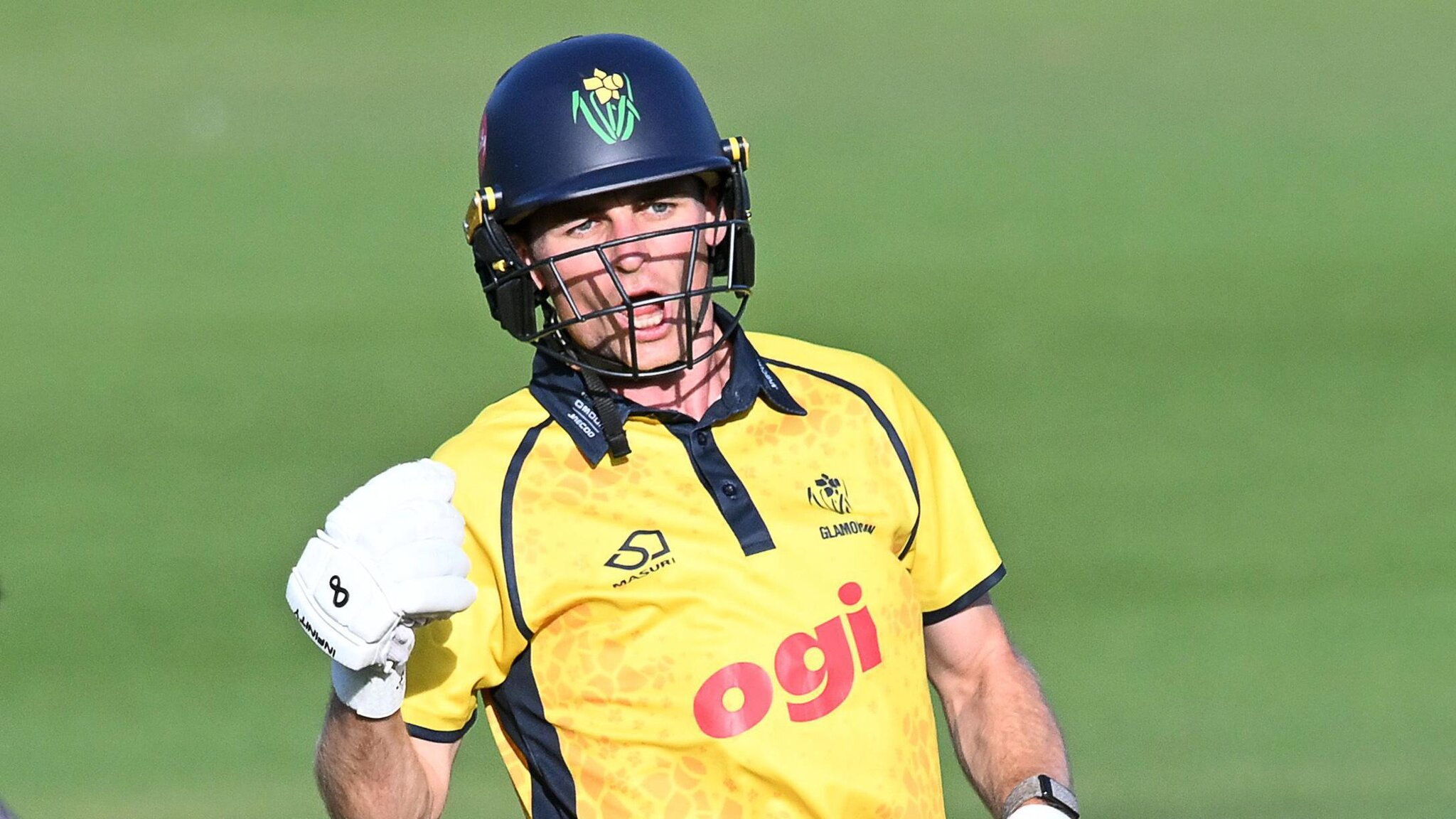 Glamorgan snatch last-ball win against Worcestershire