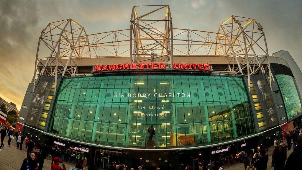 Manchester United are clearly in a tricky spot