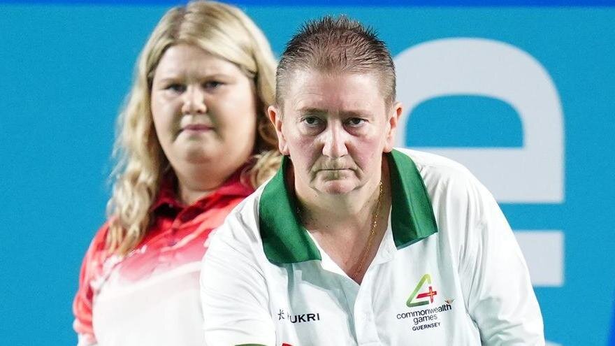 Rednall beats Merrien to win Commonwealth bowls gold