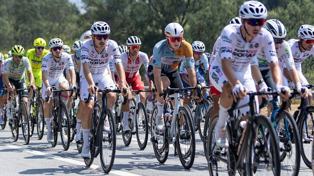 Tarling's team withdraws as Volta a Portugal resumes