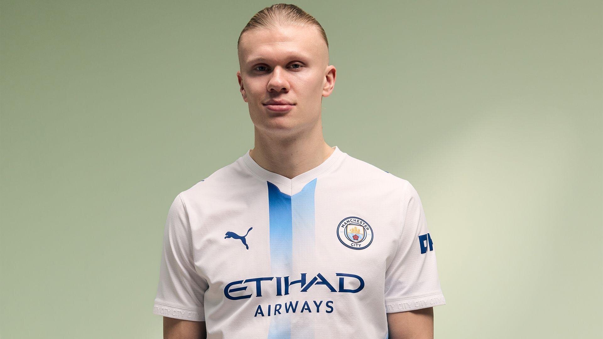 Man City unveil AI-inspired kit created by fan on 'lunch break