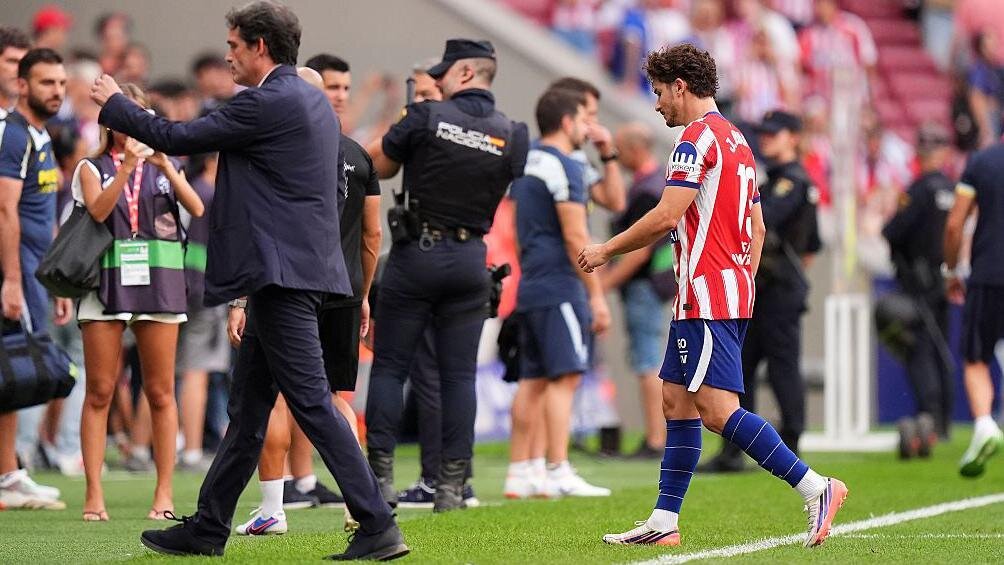 Alvarez booed by own fans in Atletico draw